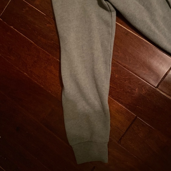 PINK jogging pants with matching PINK hoodie - Picture 7 of 15